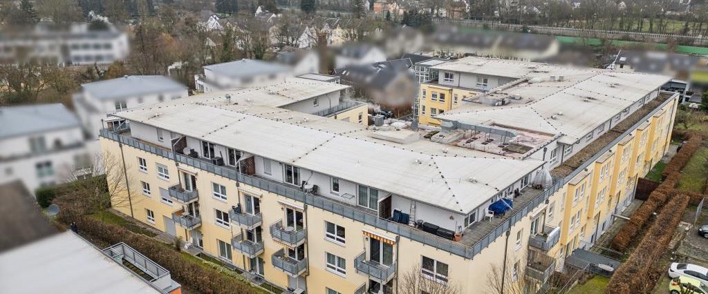 SENIOREN-WOHNUNG ! 2 Zi.Whg. mit Balkon und Einbauküche - Foto 1