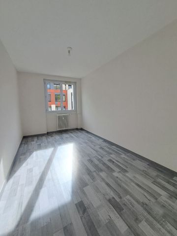 Location Appartement 3 pièces 56m² - Photo 3