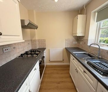 2 bedroom terraced house to rent - Photo 4