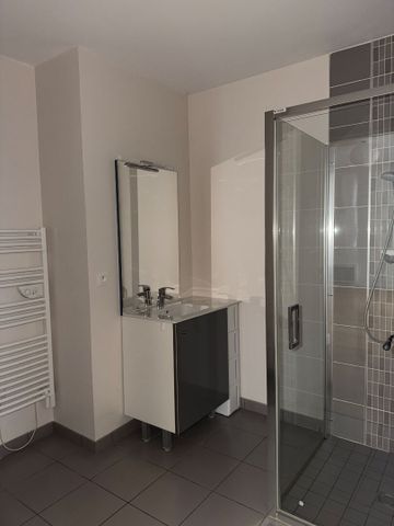 T2 avec terrasse - Photo 5