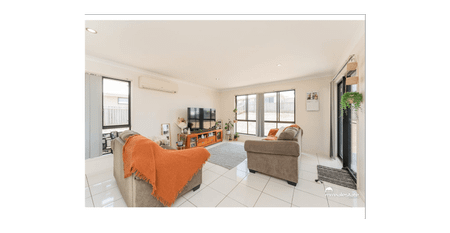 Stunning Modern 3-Bedroom Home in Zilzie - Photo 2