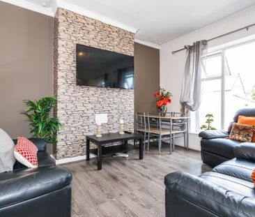 7 bedroom terraced house to rent - Photo 1