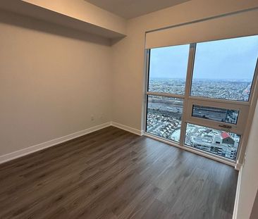 For Lease - 4130 Parkside Village Drive Unit# 3704, Mississauga, On... - Photo 6