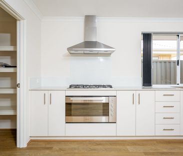 4/10 Kumquat St, Upper Swan, WA 6069 - Photo 2