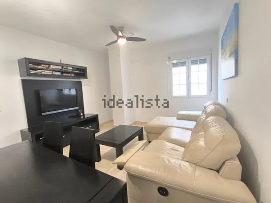 Alquiler de piso en Calle Emilio de la Cerda - Photo 1