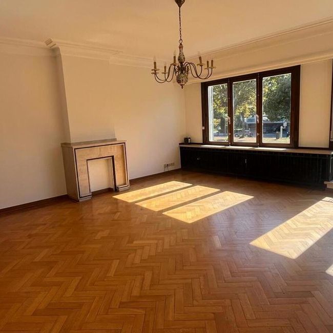 Appartement te huur in Antwerpen voor € 950 met 2 slaapkamers - Photo 1
