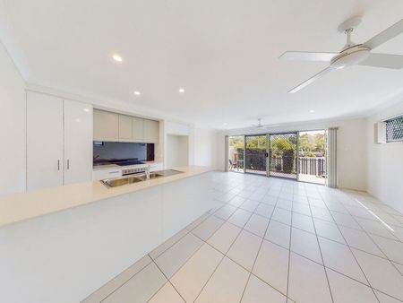 3 Bedroom Townhouse - Photo 5