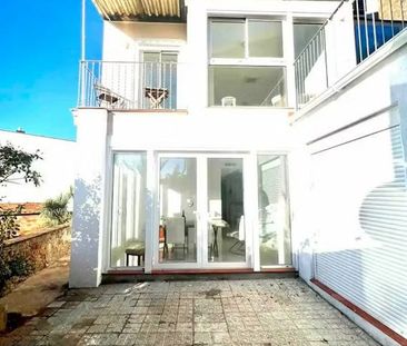 Avinguda del Cardenal Vidal i Barraquer, Barcelona, Catalonia 08035 - Photo 6