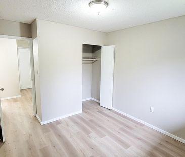 Hillside Terrace - Photo 3