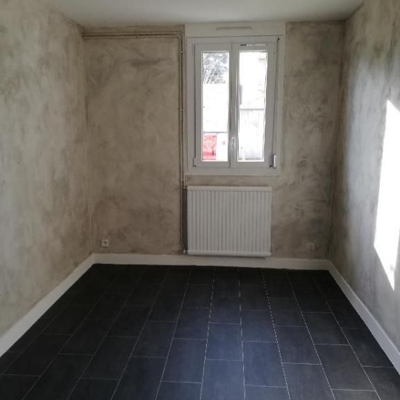 APPARTEMENT F2 MONTARGIS - Photo 1