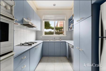 Williamstown - Photo 5