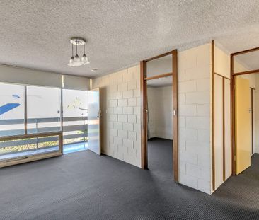 Live in one of Adelaide's most Vibrant Suburbs! - Photo 2
