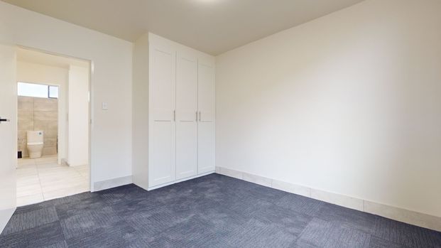 Contemporary Comfort in Ascot Vale - Photo 1