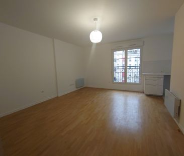 Location Appartement 1 pièce 31m² LE PLESSIS ROBINSON 92350 - Photo 4