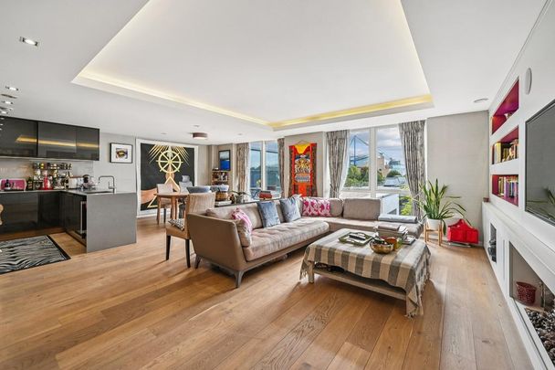 2 bedroom penthouse to rent - Photo 1