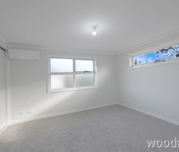 Lifestyle & Location! - Photo 3