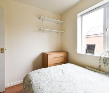 4 bedroom detached house to rent - Photo 6