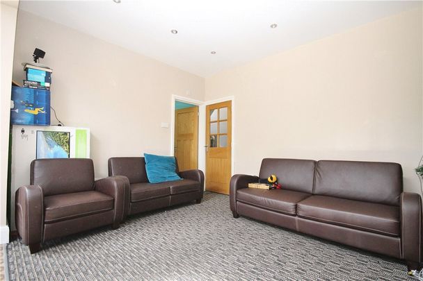 Runnemede Road, Egham, Surrey, TW20 9BL - Photo 1