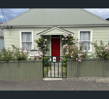 42 Cross Street, New Town, Tas 7008 - Photo 3