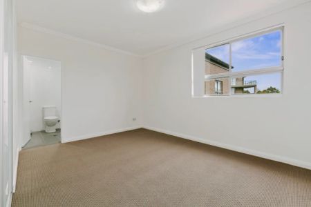 F108/81-86 Courallie Avenue,Homebush West,New South Wales 2140, Sydney - Photo 2