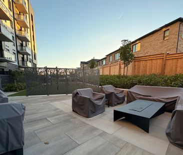 For Lease - 3008 William Cutmore Boulevard Unit# 613, Oakville, Ont... - Photo 3