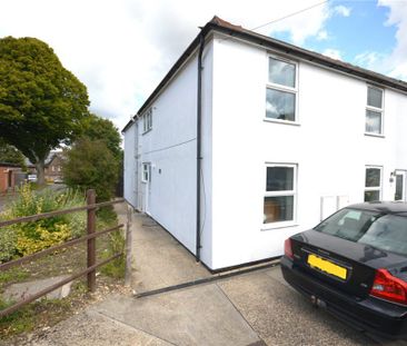 2 Bedroom Flat / Apartment - Alresford Road, Winchester - Photo 3