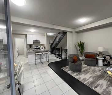 For Lease - 441 Brooklyn Common, Oakville, Ontario - Photo 4