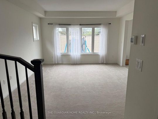 For Lease - 71 Bur Oak Drive, Thorold, Ontario - Photo 1