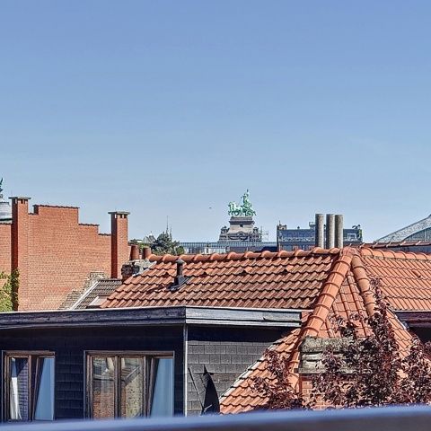 Appartement te huur in Etterbeek - Photo 1