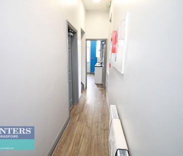 1 bedroom Flat To Let - Photo 1