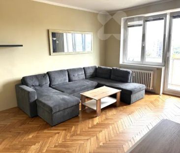 Slunný byt 2+kk s balkonem a skvělým výhledem - Praha 3, Žižkov - Фото 4