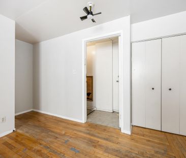 For Lease - 4990 Dundas Street Unit# A, Toronto, Ontario - Photo 5