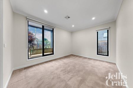 10 Abelia Street, Forest Hill - Photo 2