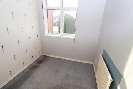 3 bedroom detached house to rent - Photo 3