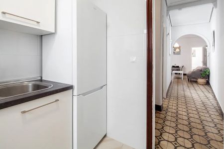 Calle Bustos Tavera, Sevilla, Andalusia 41003 - Photo 4