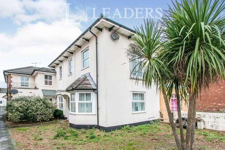Longfleet Road, Poole, BH15 - Photo 2