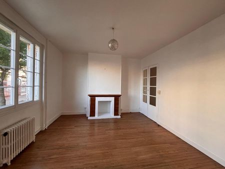 Location Appartement 3 pièces 63m² BORDEAUX 33000 - Photo 4