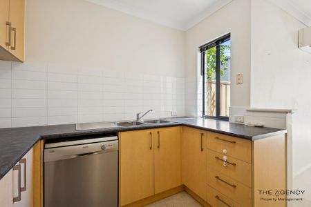 Low maintenance 3 bedroom in Nollamara - Photo 3