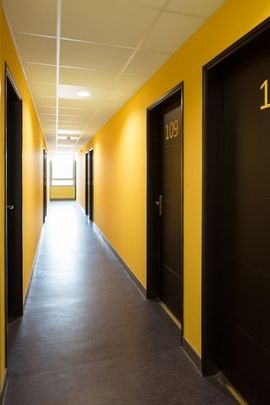 T1 de 21 à 25m² meublé et équipé (L / XL) - Photo 1