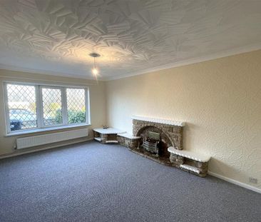 2 bedroom semi-detached bungalow to rent - Photo 1
