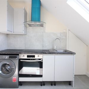 Kingsley Road, Hounslow - Photo 2