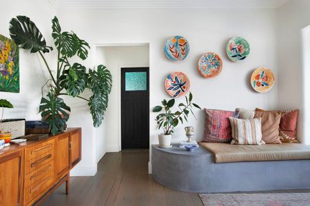 Light-Filled Designer Apartment With Ocean Views & Only Footsteps to Bondi Beach! - Photo 5