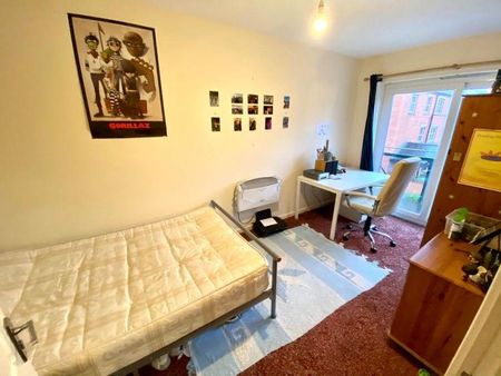 2 bedroom flat to rent - Photo 3
