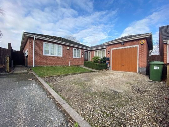 School Lane, Leamington Spa, CV31 - Photo 1
