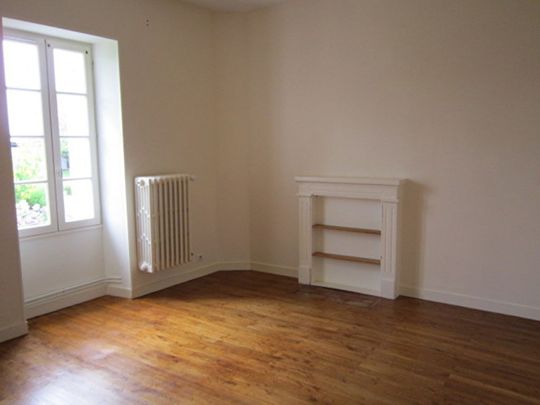 Location maison 4 pièces, 95.01m², Longèves - Photo 1