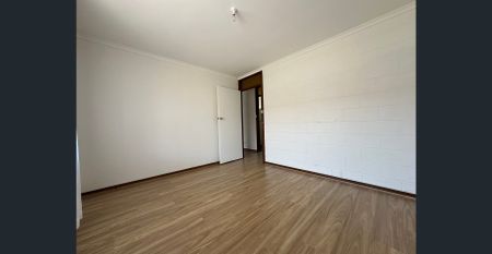 Updated & Modern Unit on Findon Rd - Photo 4