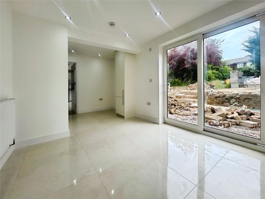 Cabell Road, Guildford, Surrey, GU2 8JQ - Photo 1