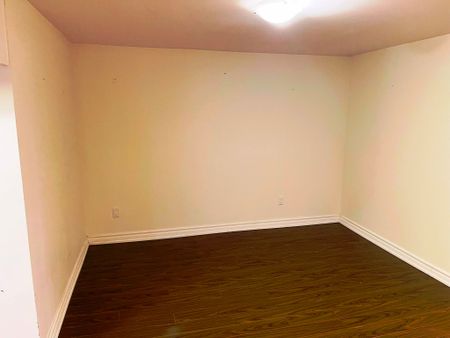 For Lease - 54 Medley Crescent Unit# Basement, Toronto, Ontario - Photo 5