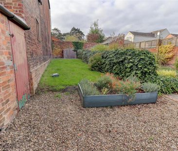 3 bedroom property to rent - Photo 1