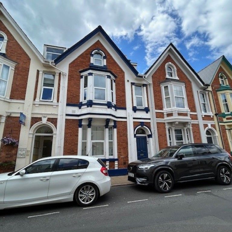 2 bed apartment to rent in Northumberland Place, Teignmouth, TQ14 - Photo 1